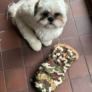 TOP Dog jacket size Small camo and orange faux fur adjustable puffer